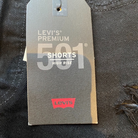 Black Levi's Denim Shorts 24 - Picture 5 of 5
